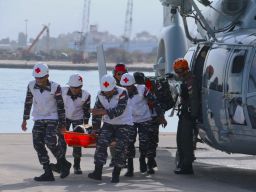 Tingkatkan Kesiagaan, Heli HS-1305 Laksanakan Latihan Evakuasi Medis Udara