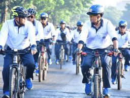 Fun Bike dan Baksos Pangkotama TNl AL Wilayah Surabaya Jelang HUT ke-68 Penerbangan TNl AL