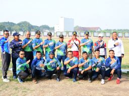 Tim Puspenerbal Raih Emas Barebow Militer Putra Beregu Kasal Cup Archery Championship 2024