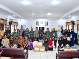 Jum'at Berkah, Wadan Puspenerbal Sambangi Panti Asuhan Laksamana Moeljadi