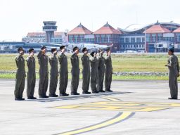 Hari Ketiga Penampilan Rajawali Laut Flight, Getarkan Venue Bali International Air Show 2024