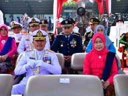 Komandan Puspenerbal Hadiri Peringatan HUT ke-79 TNl Wilayah Kogartab lll Surabaya