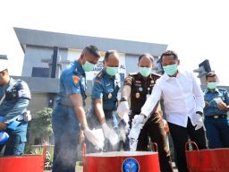 Lanudal Juanda Musnahkan 253 Ribu Pil Berbahaya Jenis Double L