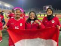 Dua Mahasiswi FIKK UNESA Punya Andil Besar Suksesnya Timnas Putri Indonesia Juarai Piala AFF Wanita