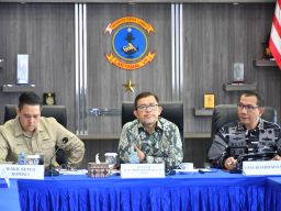 Pangkoarmada II Dampingi Komisi I DPR RI dalam RDP Panja Keamanan Laut di Lantamal VII Kupang