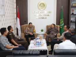Menjembatani, Kapolres Tanjung Perak Bersilaturahmi ke Kejari, Tegaskan Sinergi Lintas Lembaga