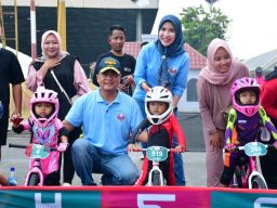 Ratusan Rider Cilik Beradu Kecepatan di Kejuaraan Phusbike Competition HUT Penerbangan TNl AL 2025