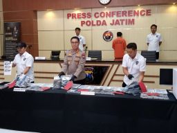 Bongkar Sindikat Data Pribadi Pemilik Toko Online di Nganjuk Diamankan Ditresaber Polda Jatim