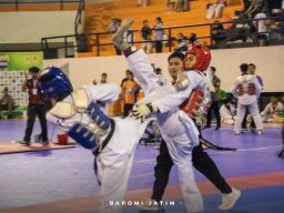 Top 3 Klasemen Pomprov III Jatim Masih Dikuasai Kontingen Unesa , UM , Dan UB