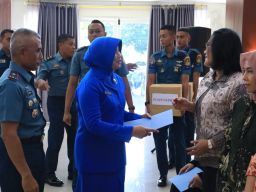 Jelang HUT ke-69 Penerbangan TNl AL, Puspenerbal Berikan Taliasih kepada Warakawuri