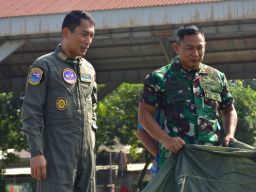 Dirops Puspenerbal Saksikan Uji Fungsi Terjun Parasut Static Tahun 2025