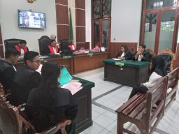 Hermin Kepala Toko Emas , Divonis 2 Tahun 8 Bulan Penjara