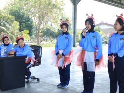 Aneka Lomba Khas Tujuhbelasan Warnai Pertemuan Rutin Kowal Puspenerbal