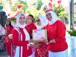 Ketua Gabungan Jalasenastri Puspenerbal dan Pengurus Ceria Ikuti Lomba Tujuhbelasan HUT ke-80 Kemerd