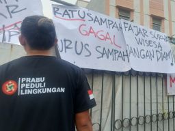 Sampahnya Berpotensi Cemari Lingkungan, PT Fajar Surya Wisesa Tbk Diminta "Jangan Diam"