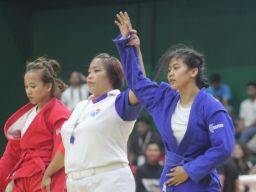 Pantang Menyerah Meski Cedera, Iin Wijayanti Persembahkan Emas untuk Jawa Timur