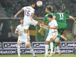 Skuad Darurat Persebaya Paksa Borneo FC Berbagi Poin di Gelora Bung Tomo