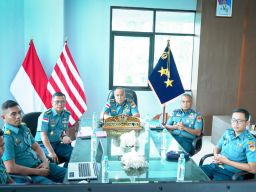 Komandan dan Tim Zl Kodaeral lX Ikuti Pengarahan Ketua Tim Pelaksana Reformasi Birokrasi TNI AL