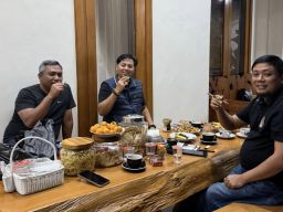 PIONIR EKSPOR ROKOK MADURA TEMBUS PASAR ASIA DAN EROPA