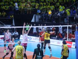 Popsivo Tumpul di Poin Krusial, Phonska Plus Menang Telak 3-0