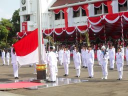 Peringatan HUT ke-81 Jatim, Eri Cahyadi Tegaskan Komitmen Penguatan Ekonomi dan Kelancaran Logistik