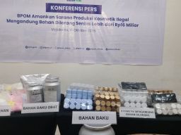 BPOM Bongkar Pabrik Kosmetik Ilegal di Mojokerto, Barang Bukti Tembus Rp16,17 Miliar