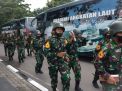Prajurit Resimen Artileri 2 Marinir Tampilkan Gun Drill Orientasi Taruna AAL