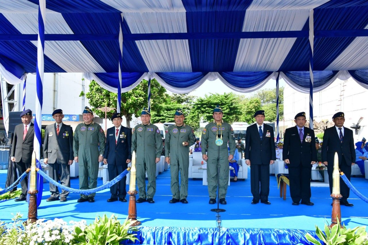 KASAL Pimpin Peringatan Puncak HUT ke-68 Penerbangan Angkatan Laut 2024