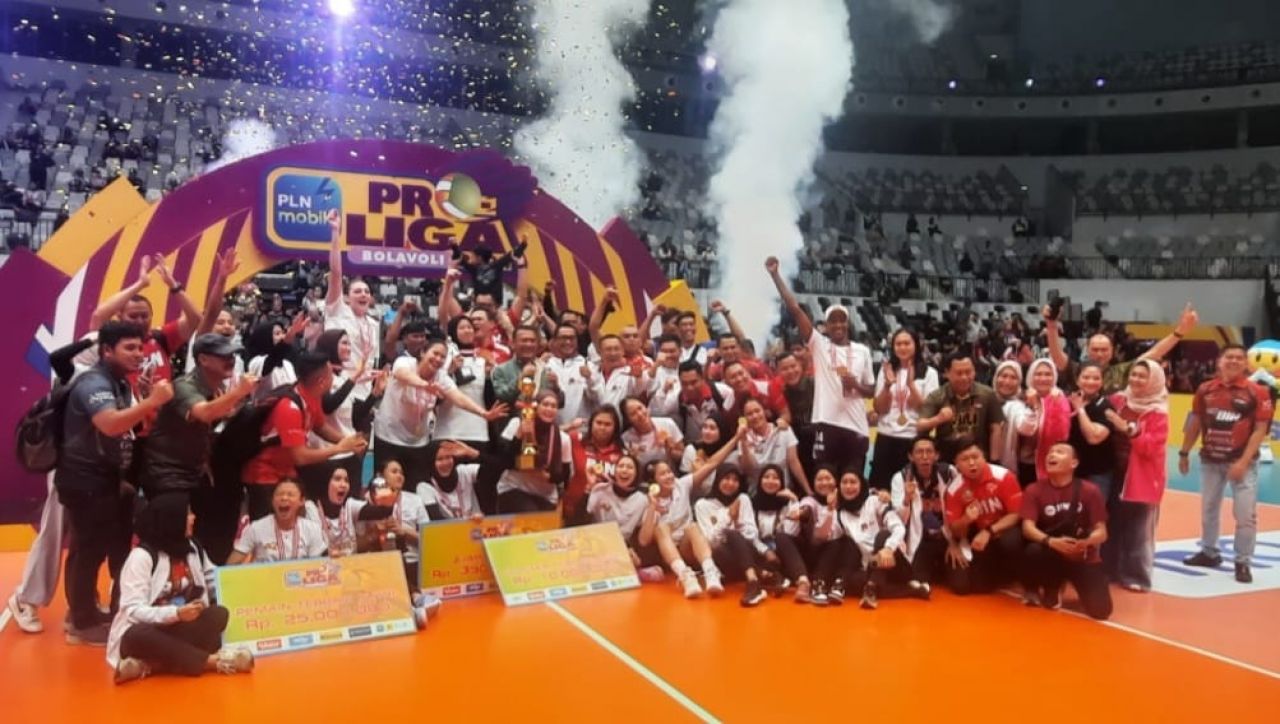 Putri Jakarta BIN rayakan gelar juara PLN Mobile Proliga 2024