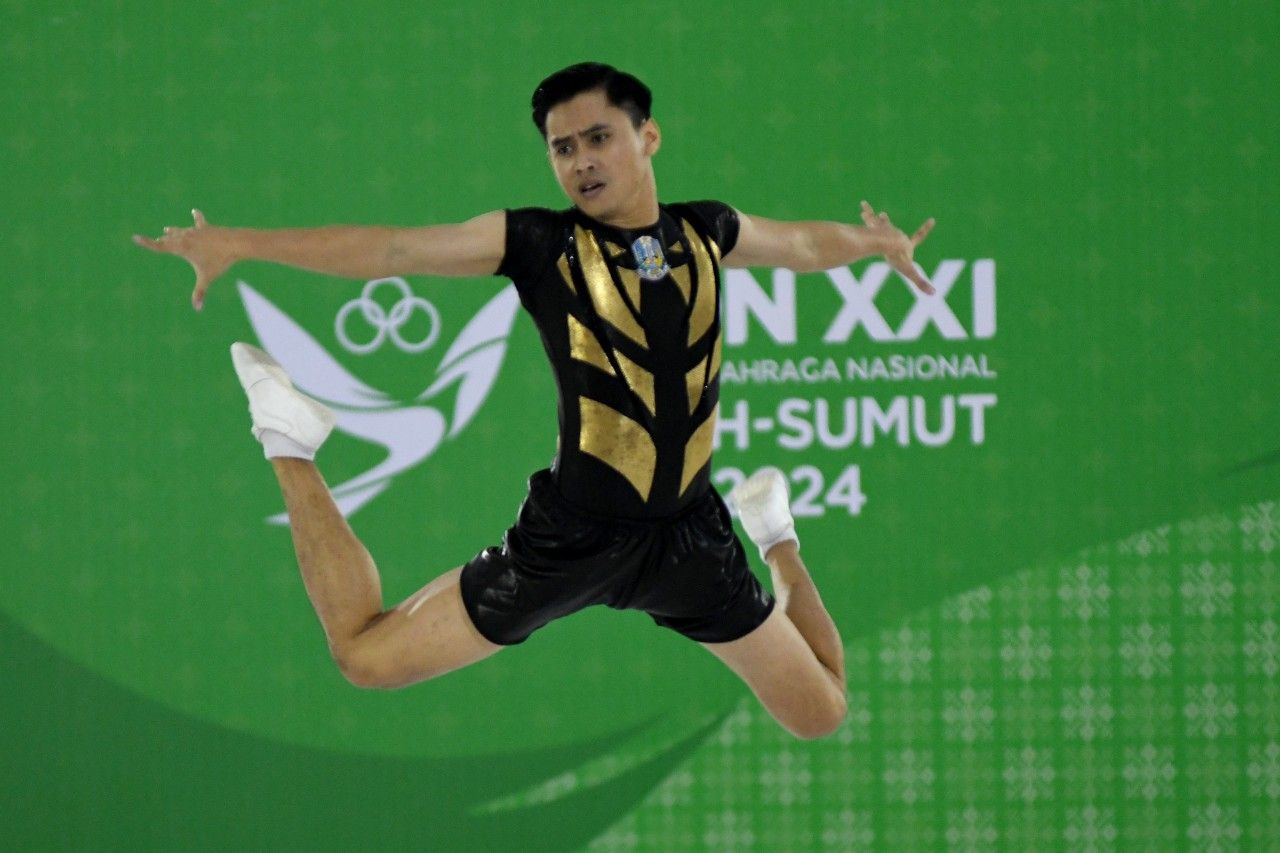 Atlet Senam Aerobik Jatim Perorangan Putra Raih Emas