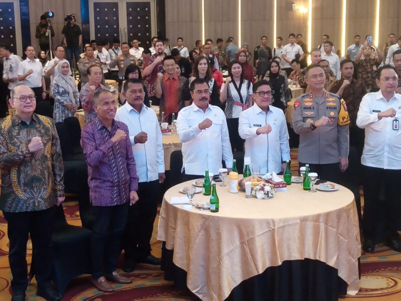 Kementerian Imigrasi Resmikan Fasilitas di Mall Ciputra dan Bandara Juanda