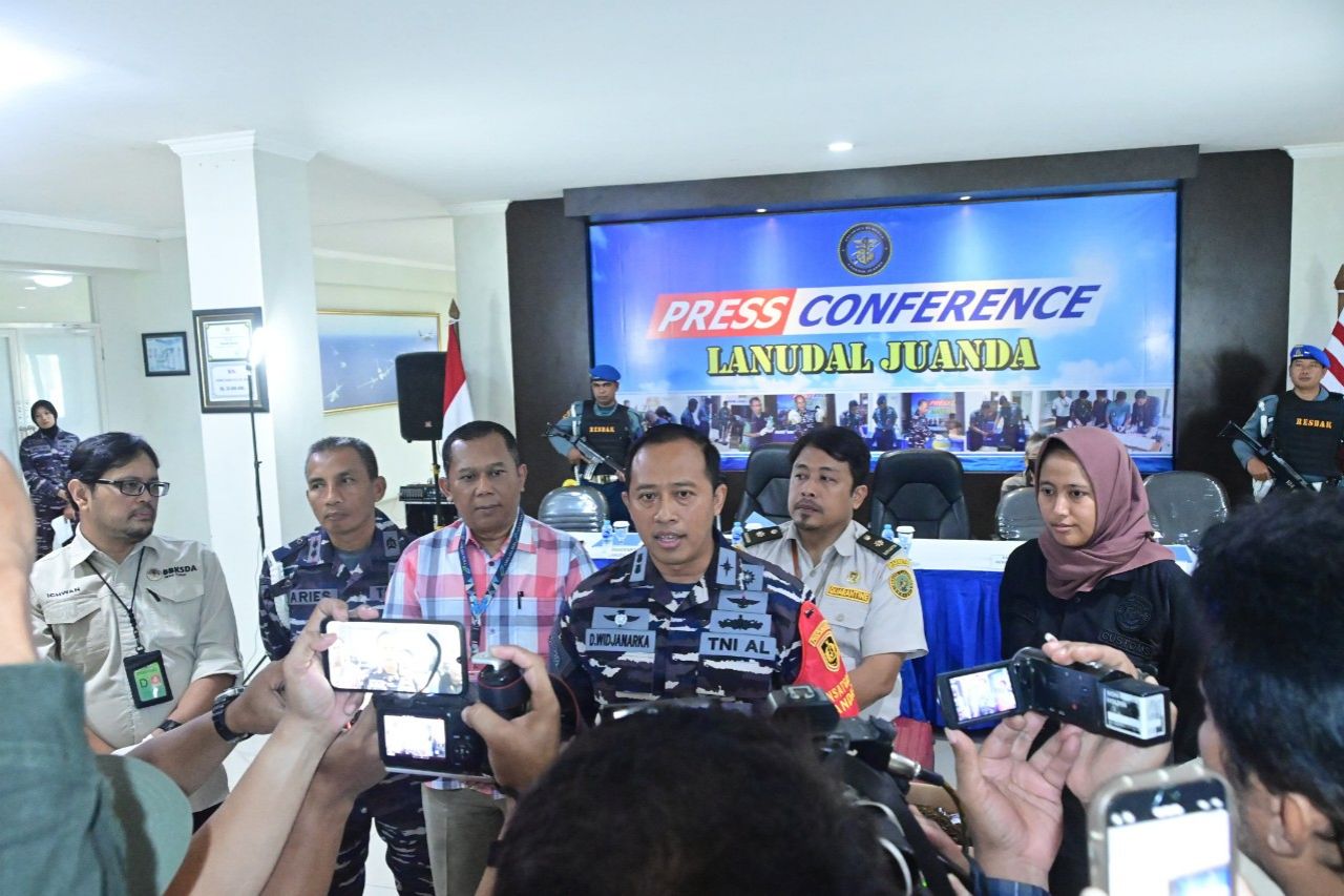 Penyelundupan 54 Kg Komoditas Kalajengking Berhasil Digagalkan Satgaspam TNl AL Bandara Juanda