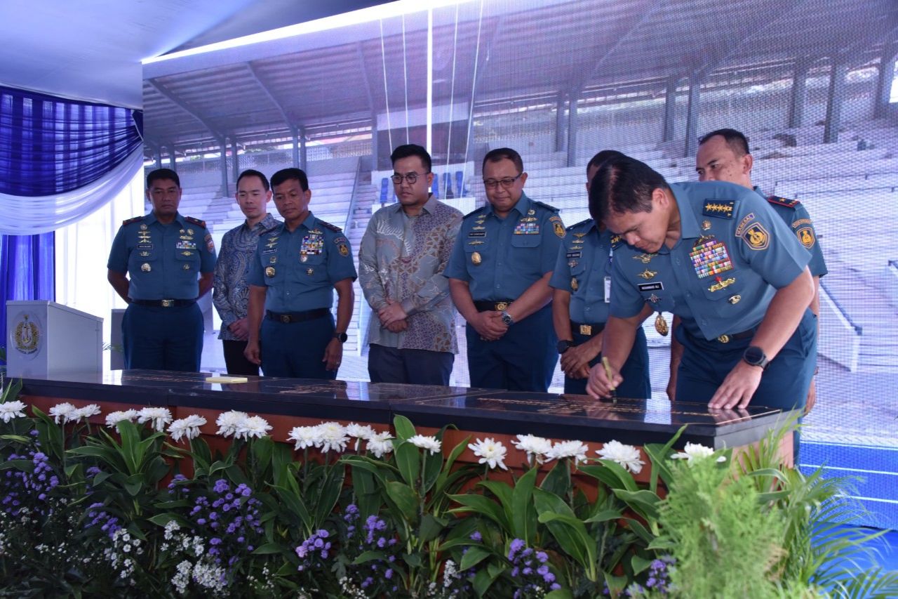 Komandan Puspenerbal Saksikan Kasal Resmikan Berbagai Fasilitas Pendukung Prajurit TNl AL