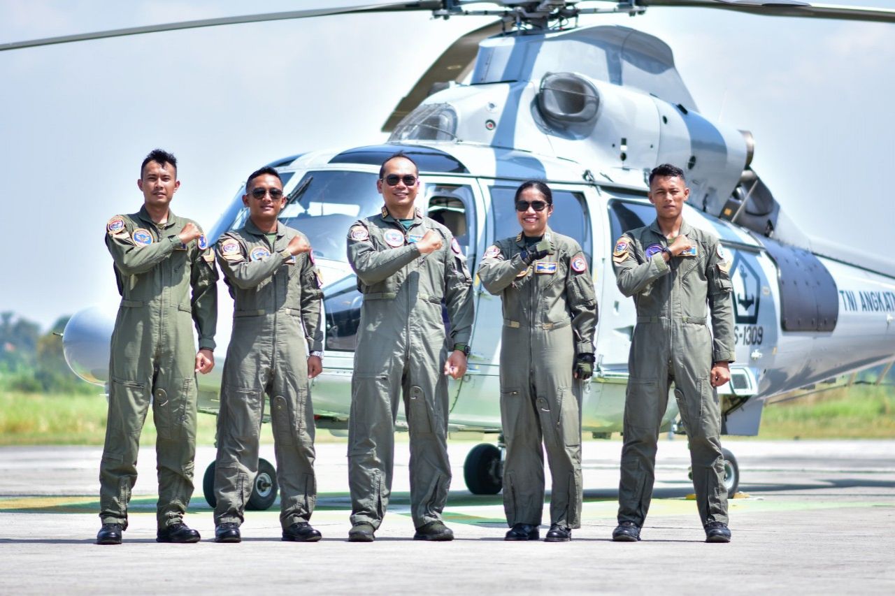 Kowal Pertama Captain Heli Panther Resmi disandang Lettu Laut (P/W) Michelle