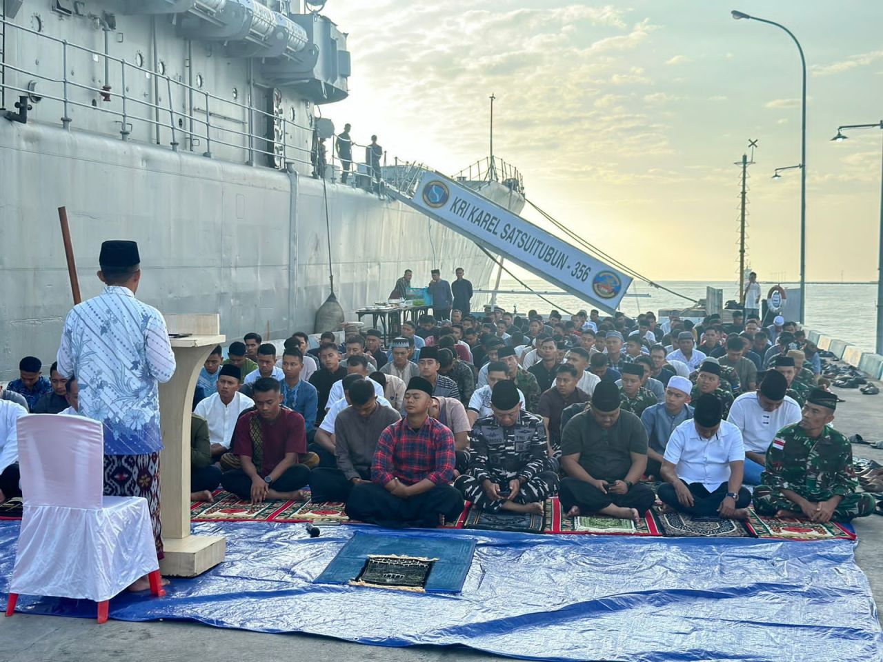 Tetap Tegar Jaga Kedaulatan, Prajurit Tempur TNI Angkatan Laut Rayakan Idul Fitri di Perbatasan RI–Malaysia