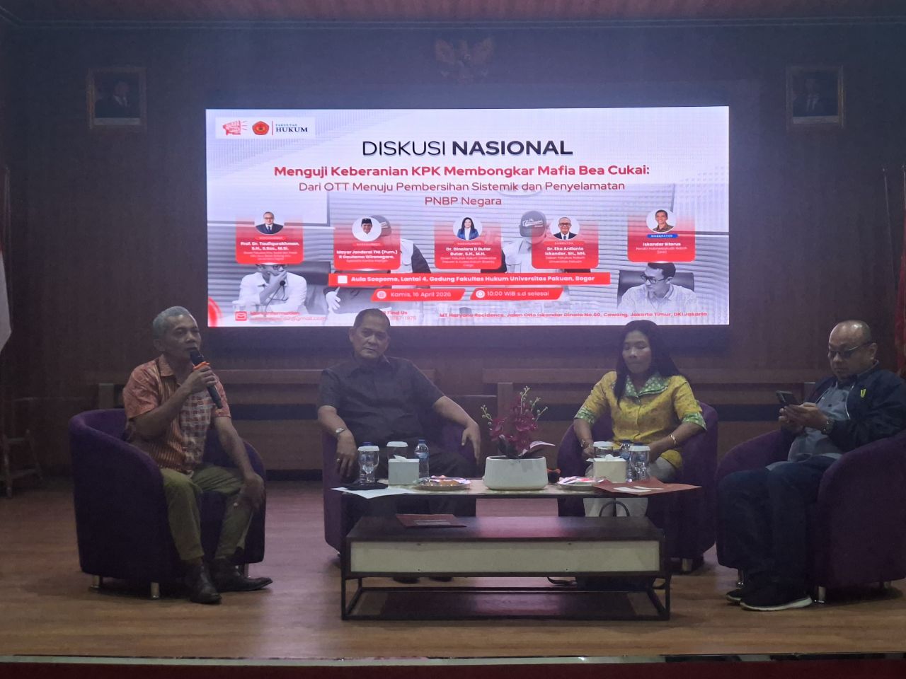 Diskusi nasional bertajuk 'Menguji Keberanian KPK Membongkar Mafia Bea Cukai, pada Kamis (16/4/26)