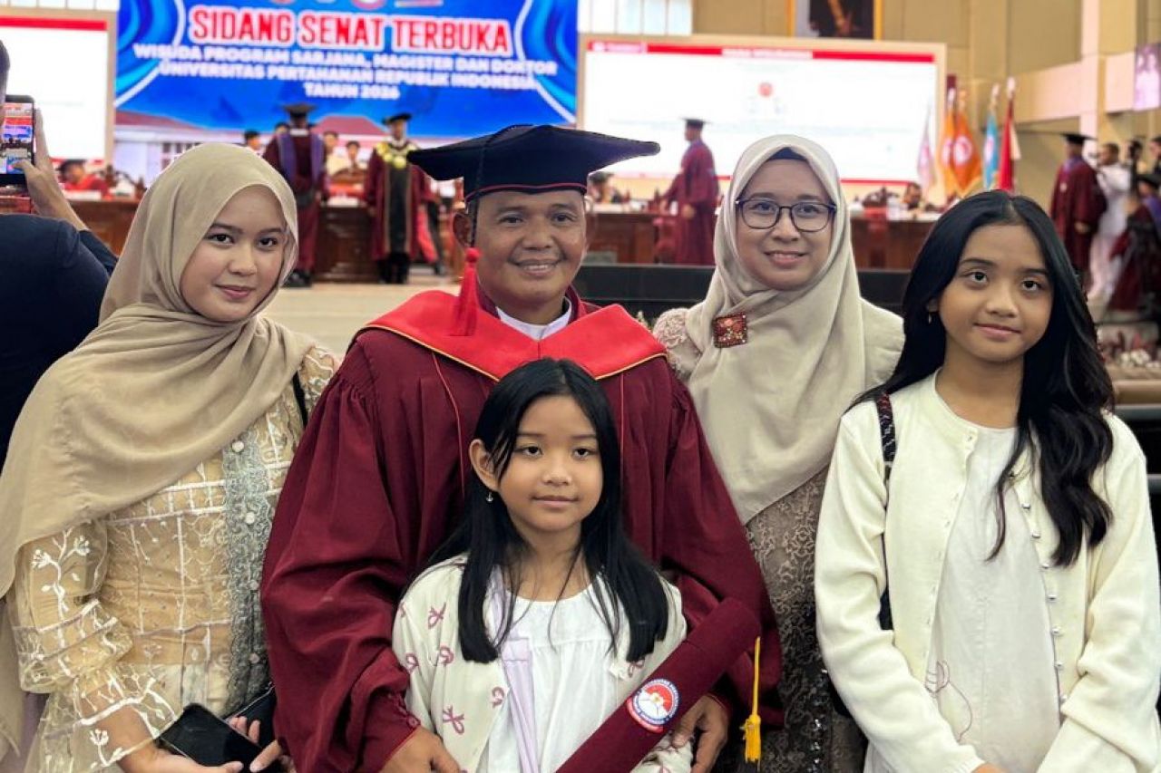 Danmenart 2 Marinir Berhasil Selesaikan Program Pascasarjana S2 di Unhan RI