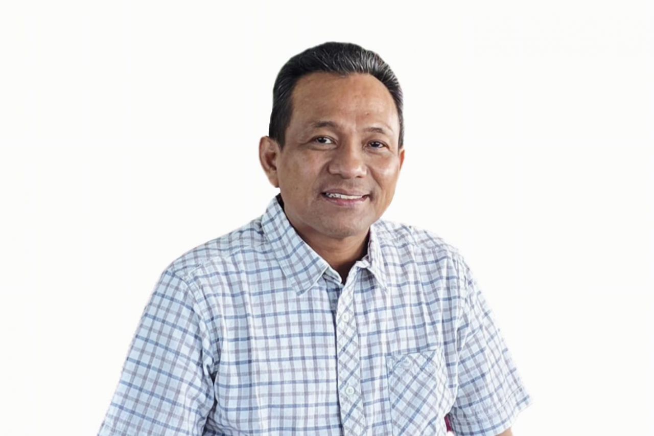 Abdul Rasyid - Sekjen DPP LPKAN Indonesia, Aktivis, Pemerhati Kebijakan Publik, Pendidikan, dan kebudayaan. Aktif menulis isu-isu politik, sosial, dan budaya di berbagai media nasional
