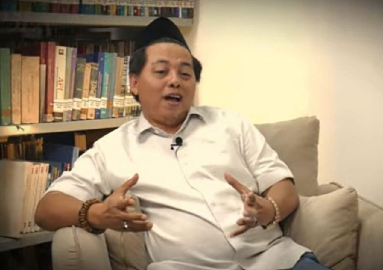 HRM. Khalilur R Abdullah Sahlawiy.  Warga NU, Kyai Kampung