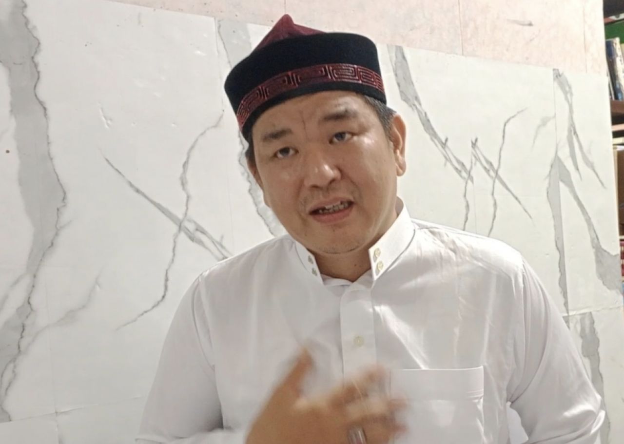 Ustadz Hasan Basri Fuk, yang juga dikenal dengan nama Liem Fuk Shan