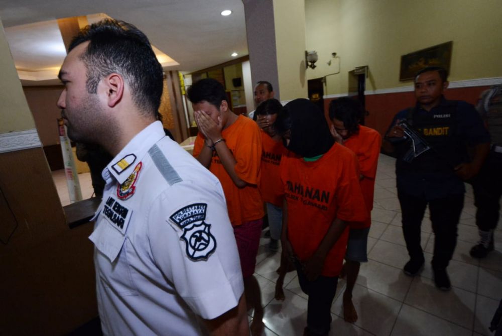 Demi Mobile Legend, Pelajar SMA di Surabaya Kendalikan Bisnis Narkoba