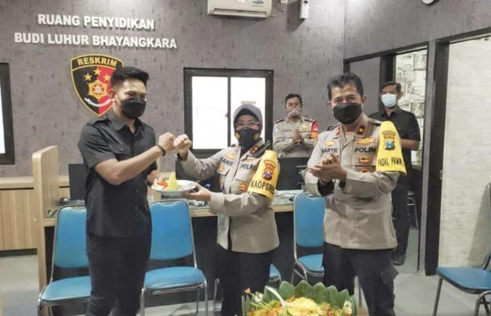 Kapolres Tanjung Perak Resmikan Ruang Reskrim Polsek Asemrowo