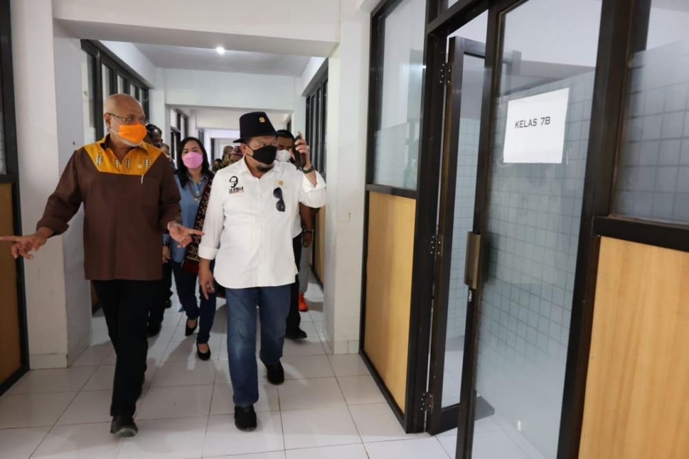 Ketua DPD RI Minta Pemkab Bekasi Segera Bayar Gaji Guru Honorer