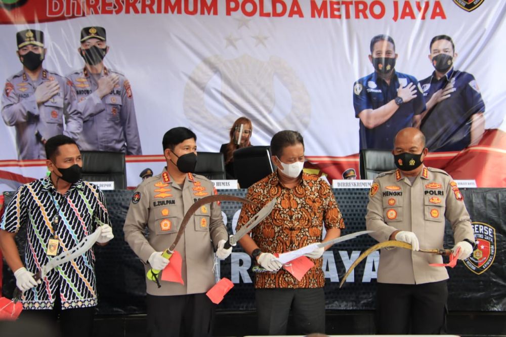 Polres Metro Bekasi Kota dan Ditreskrimum Polda Metro Jaya Bekuk Pembegal Ibu Hamil
