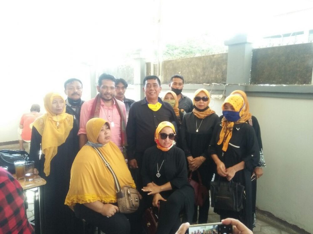 M Yunus Bersama Anggota Paguyupan KUD Tri Jaya Sraten Banyuwangi