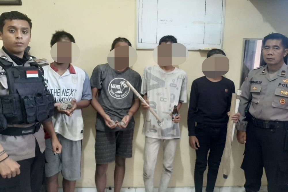 Polisi Gulung 8 Orang Anak Yang Diduga Akan Melakukan Tawuran 