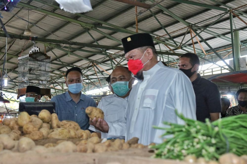Ketua DPD RI Pertanyakan Pengurangan Pupuk Urea untuk Jatim