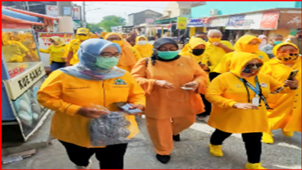 Ade Puspita Sari Peduli Warga Terdampak Covid-19