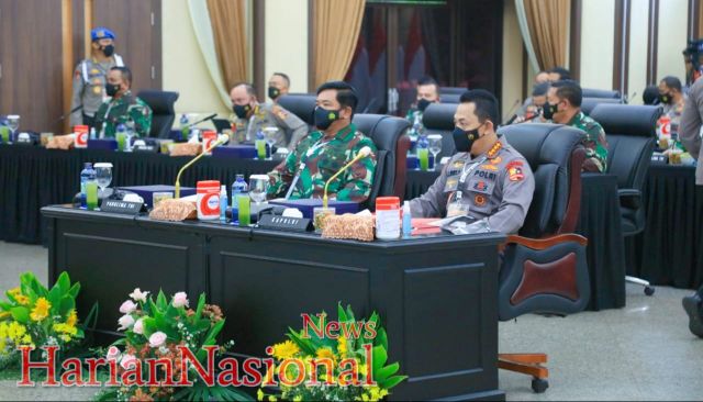 Rapim TNI-Polri 2021, Mesolidkan Barisan Vaksinasi Menuju Indonesia Ma