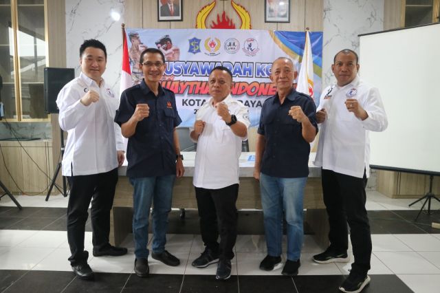 Hendri Lianto Melanjutkan Kepemimpinan Muaythai Kota Surabaya